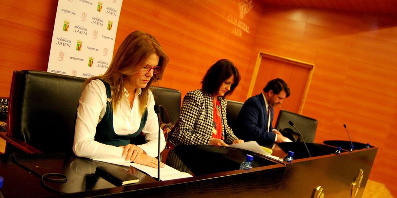 El Colegio de Abogados de Jaén forma a casi 400 letrados en violencia de género