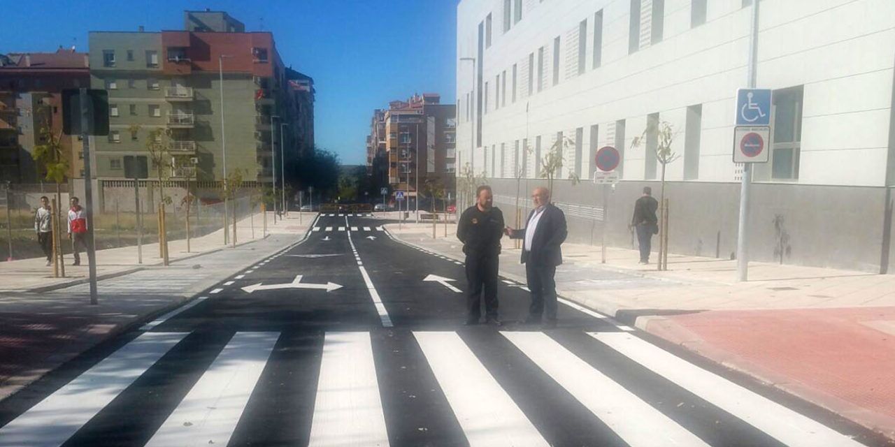 Finalizan los trabajos de señalización de la calle Cataluña
