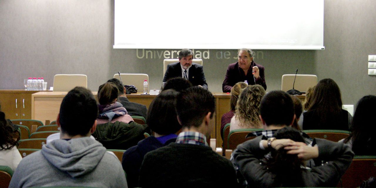 La Universidad de Jaén aborda en unas jornadas los hogares unipersonales como nueva forma de convivencia