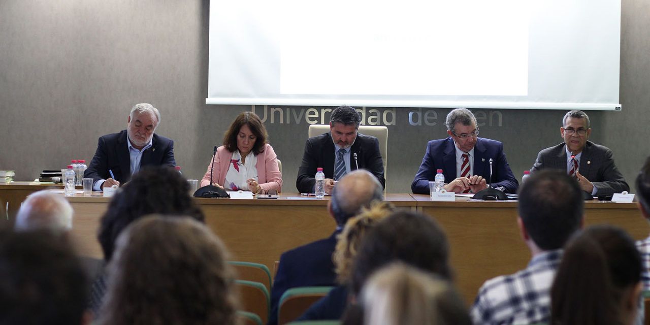 La Universidad de Jaén presenta la primera cátedra universitaria en Estudios Avanzados en Heridas