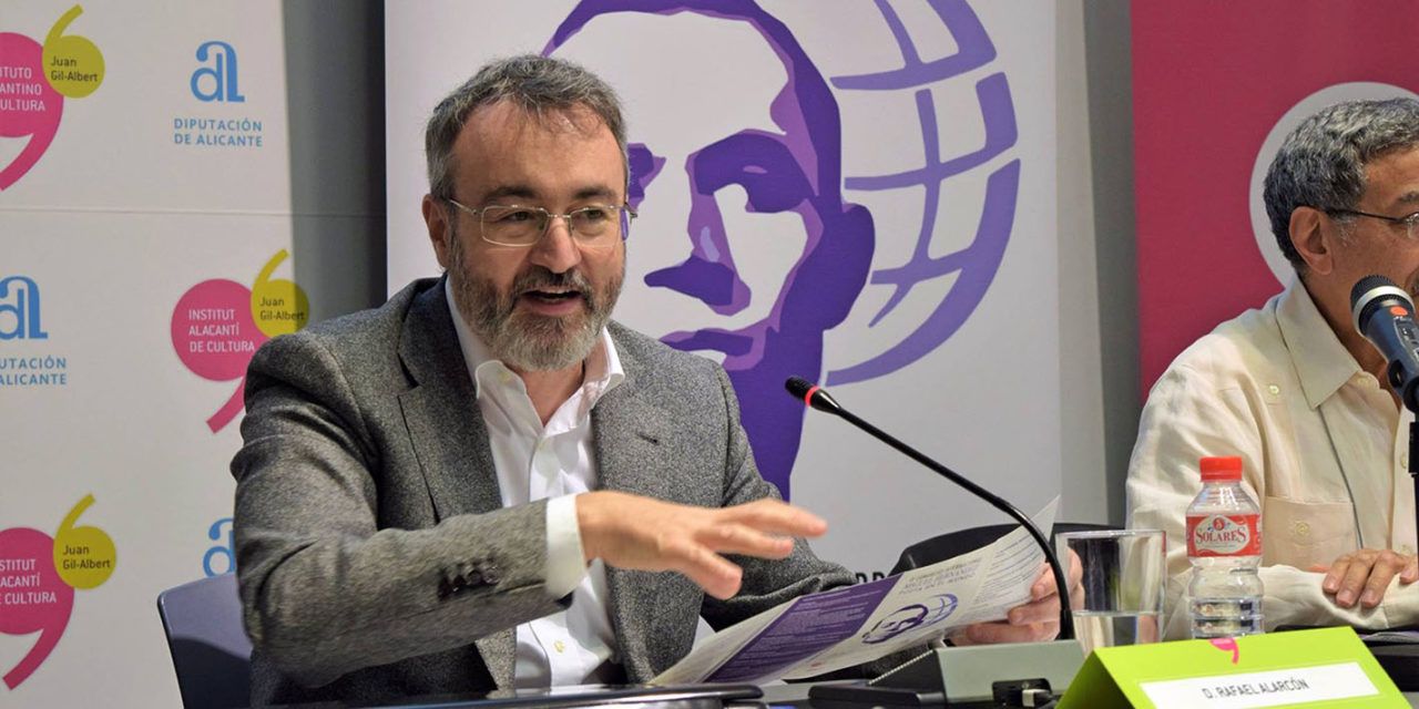 El profesor de la UJA Rafael Alarcón publica ‘Las crónicas de Oselito en Frente Sur, Frente Extremeño y Frente Rojo’, la mayoría escritas en Jaén