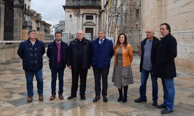 Las obras de la Catedral de Jaén implicarán la instalación de un toldo de grandes dimensiones