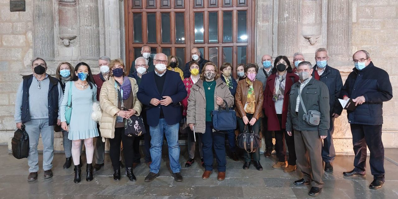 Jesús Estrella destaca la labor de divulgación de la cultura de los voluntarios del Museo de Jaén