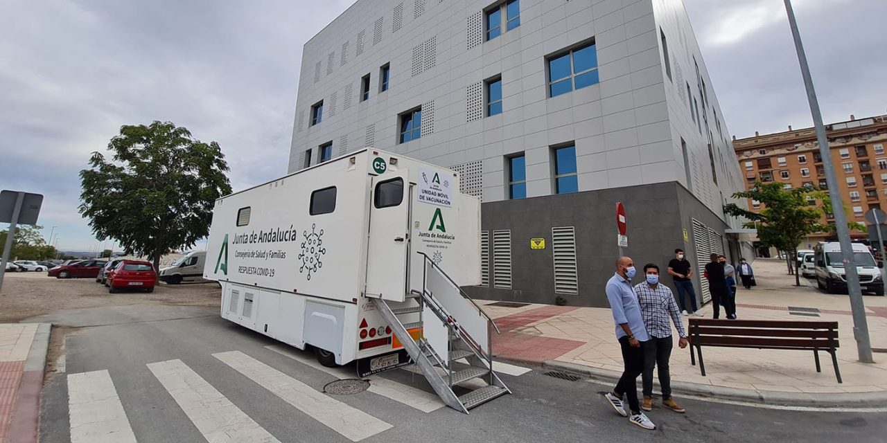 El Distrito Jaén- Jaén Sur vacuna mañana sábado sin cita junto al centro de salud ‘Bulevar’