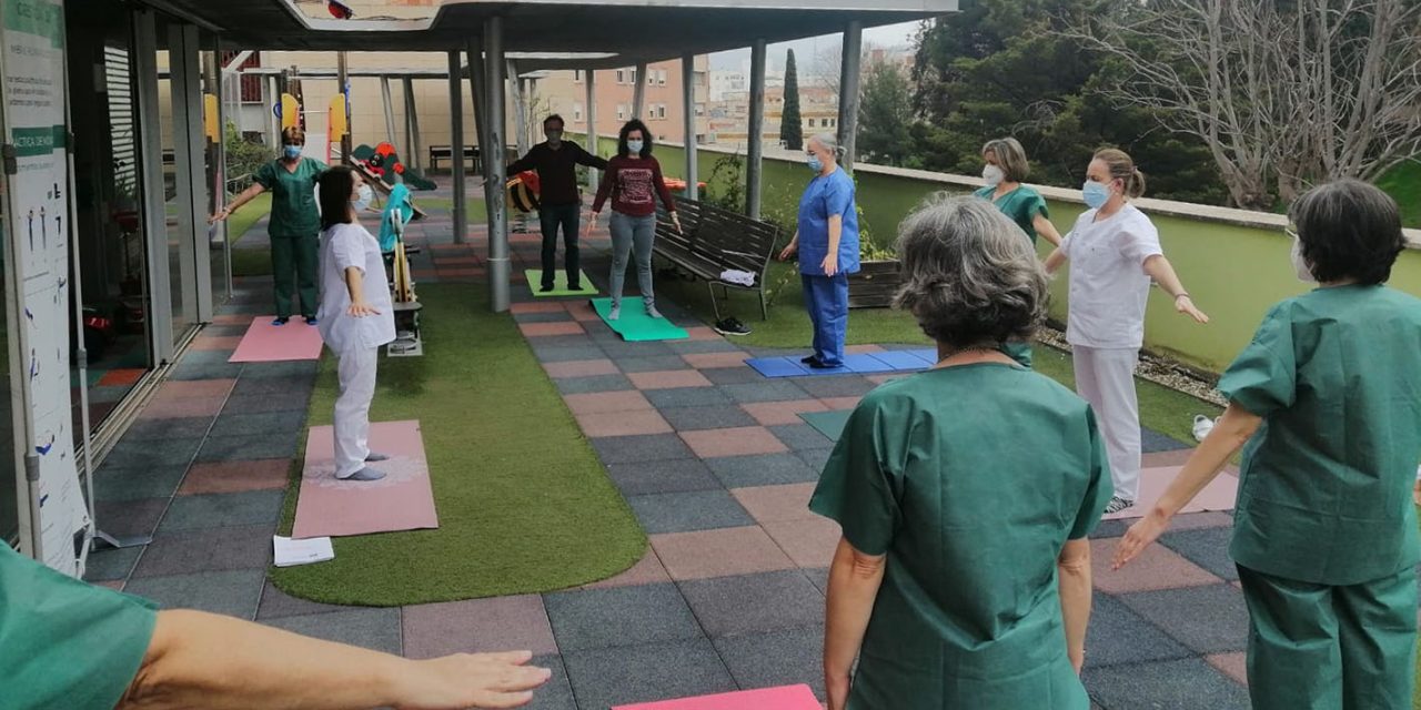 El Hospital de Jaén participa en un proyecto de apoyo a la gestión del estrés en profesionales