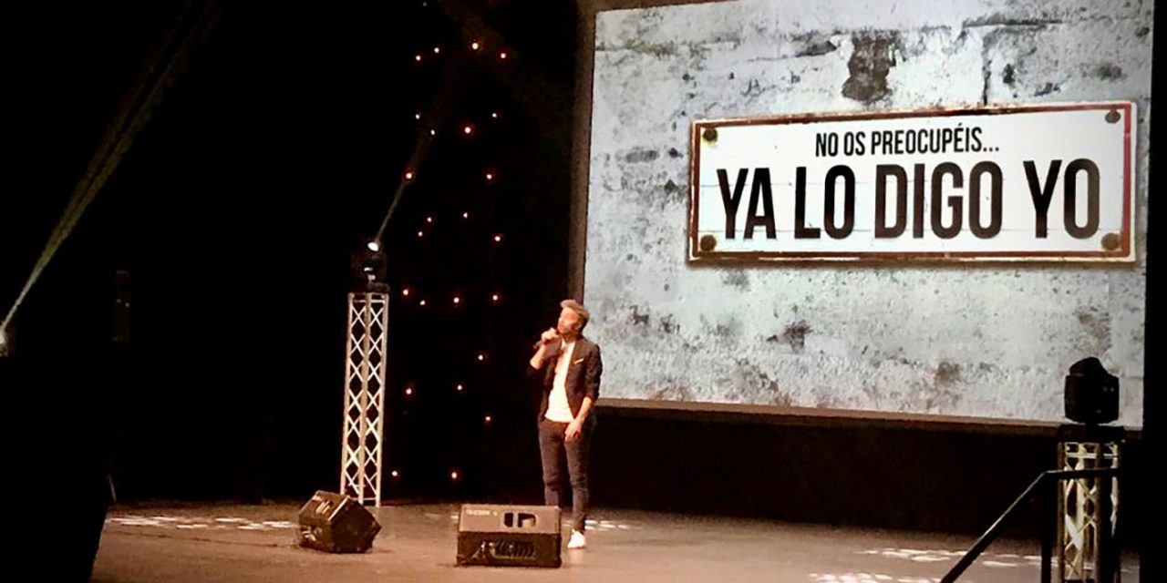 Dani Martínez, hilarante con su “Ya te lo digo yo” demuestra por qué sus dos espectáculos han colgado el “no hay entradas” en el Infanta Leonor