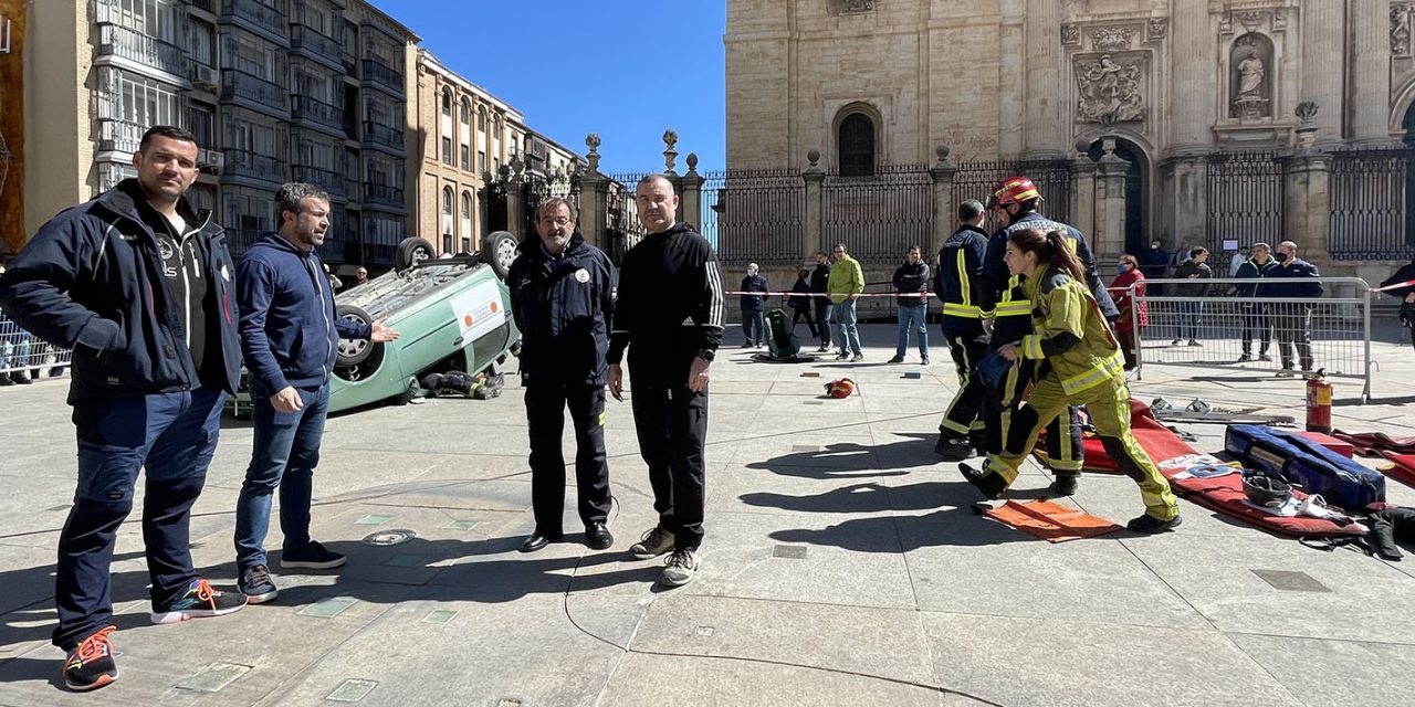 Espectacular acogida y participación en el Reto Rescue Bomberos con demostraciones de rescate en distintos escenarios de la capital