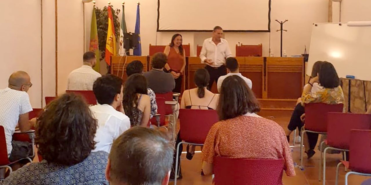 Los equipos de los cortos finalistas del X Concurso Rodando por Jaén participan en el taller previo a las grabaciones