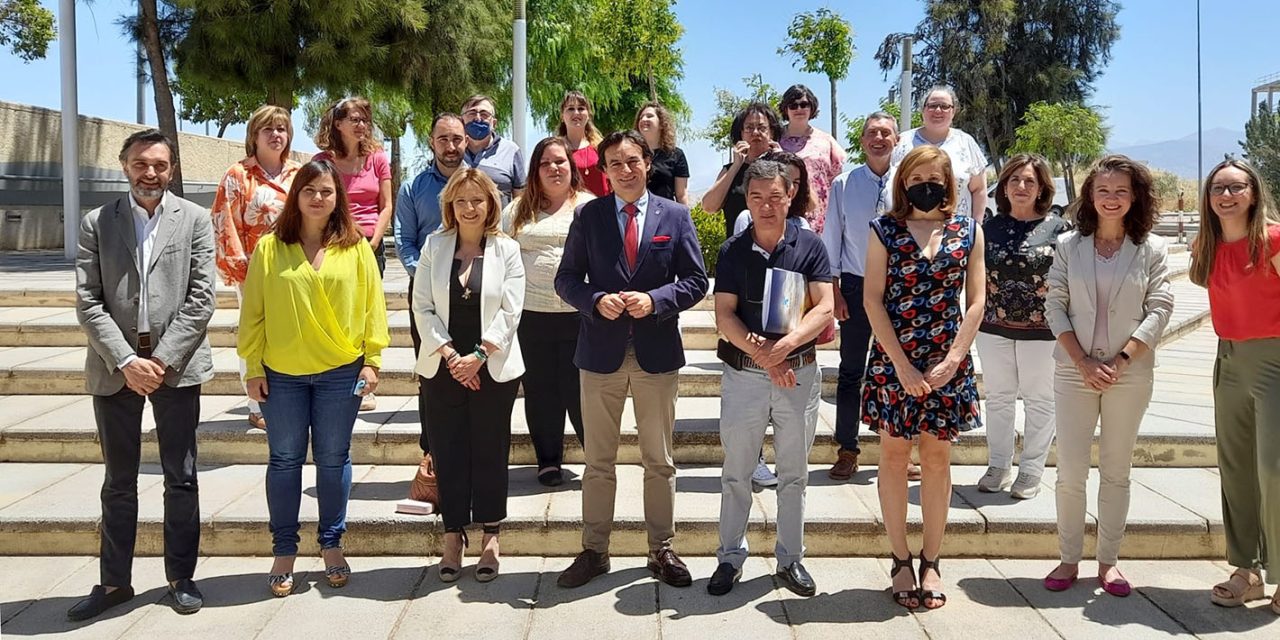 Los participantes de la Lanzadera Conecta Empleo de Jaén participan en entrevistas con empresas de la ciudad