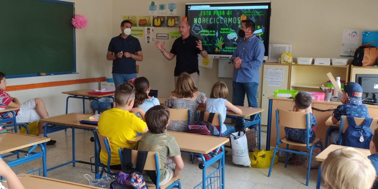 Más de 4.700 escolares han participado a lo largo del curso en talleres de concienciación sobre el reciclaje