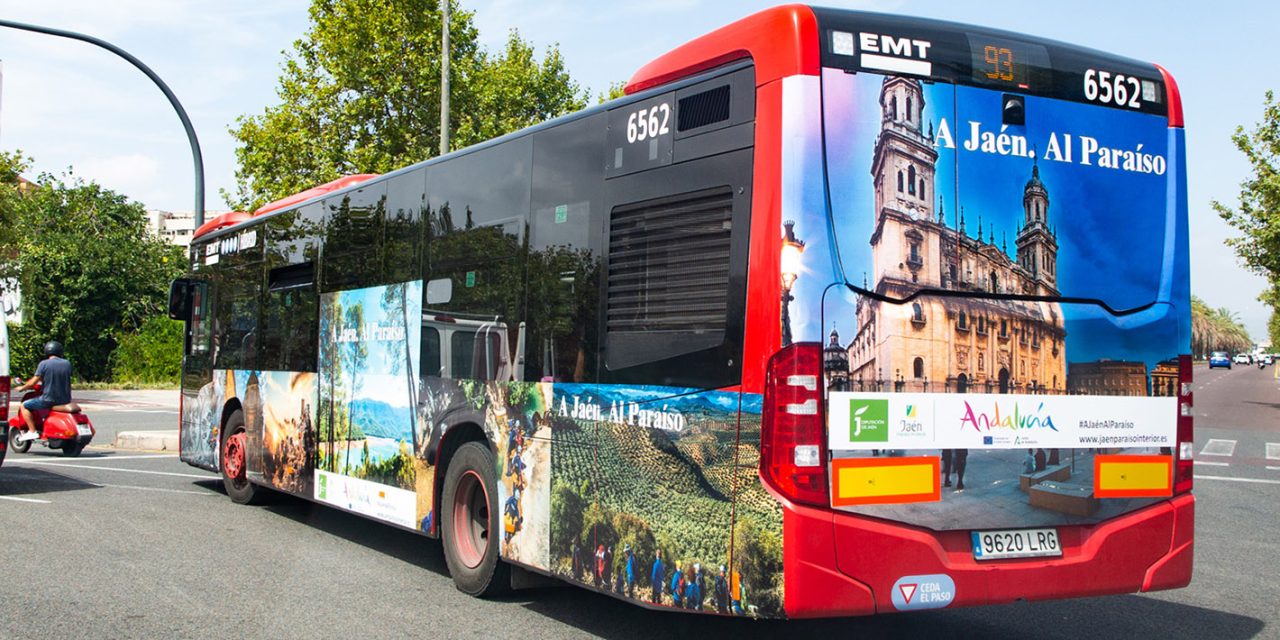 La oferta turística jiennense se promociona este mes en la ciudad de Valencia a través de la red de autobuses urbanos