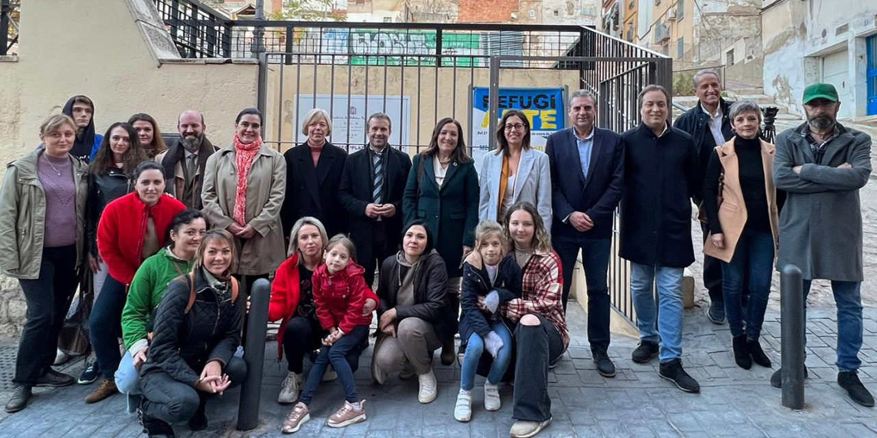 El Refugio Antiaéreo de la Plaza de Santiago se abre como espacio de reflexión sobre la paz con el conflicto de Ucrania como protagonista