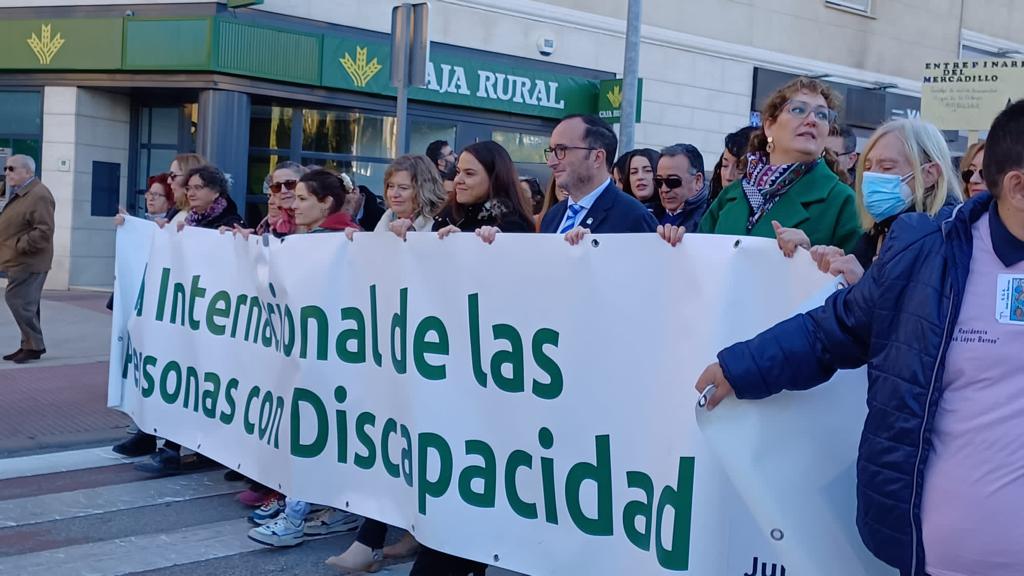 Una gran marcha pone fin a las actividades del Día de las Personas con Discapacidad