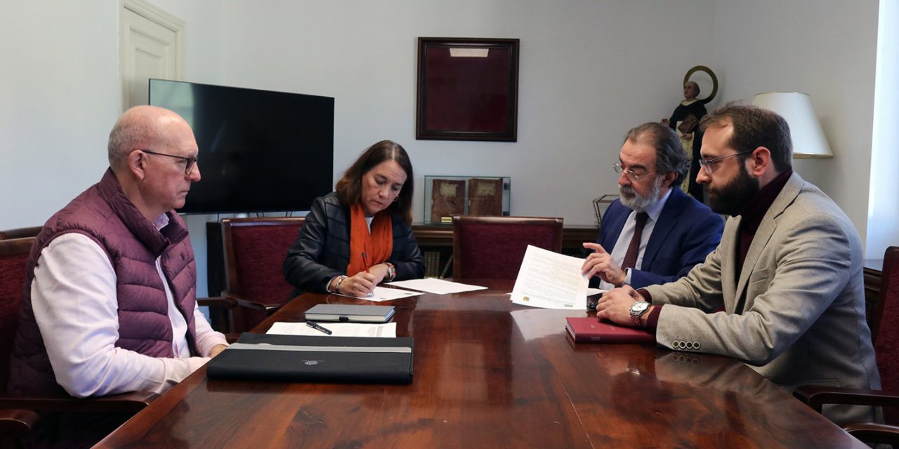 Firma de convenio de colaboración entre el Colegio de Abogados de Jaén y la UNED en la provincia de Jaén