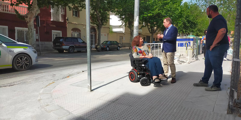 El Ayuntamiento pone en servicio un itinerario accesible en el entorno de la Avenida de Barcelona