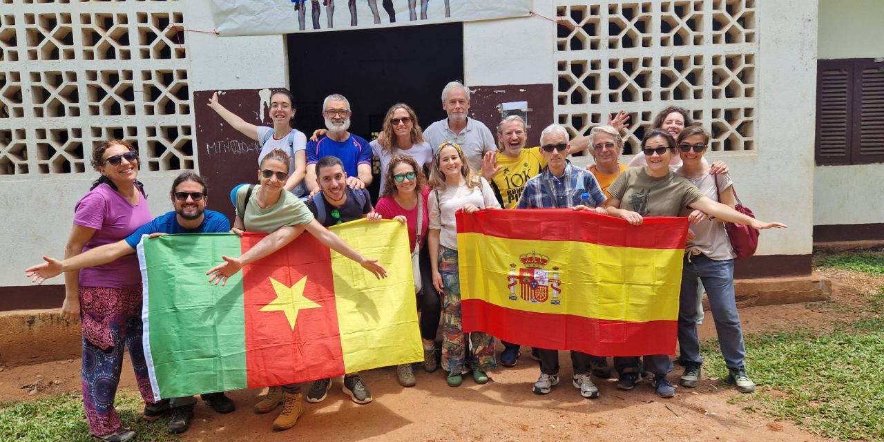 Un enfermero del Hospital de Jaén participa en una expedición sanitaria a Camerún