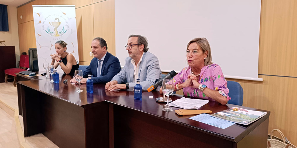 La atleta internacional Natalia Romero inaugura el XXX Curso de Formación Continuada del Colegio de Farmacéuticos de Jaén