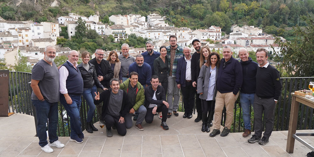 Chefs españoles con 16 estrellas Michelin participan en un fam trip por el Parque Natural de Cazorla, Segura y Las Villas