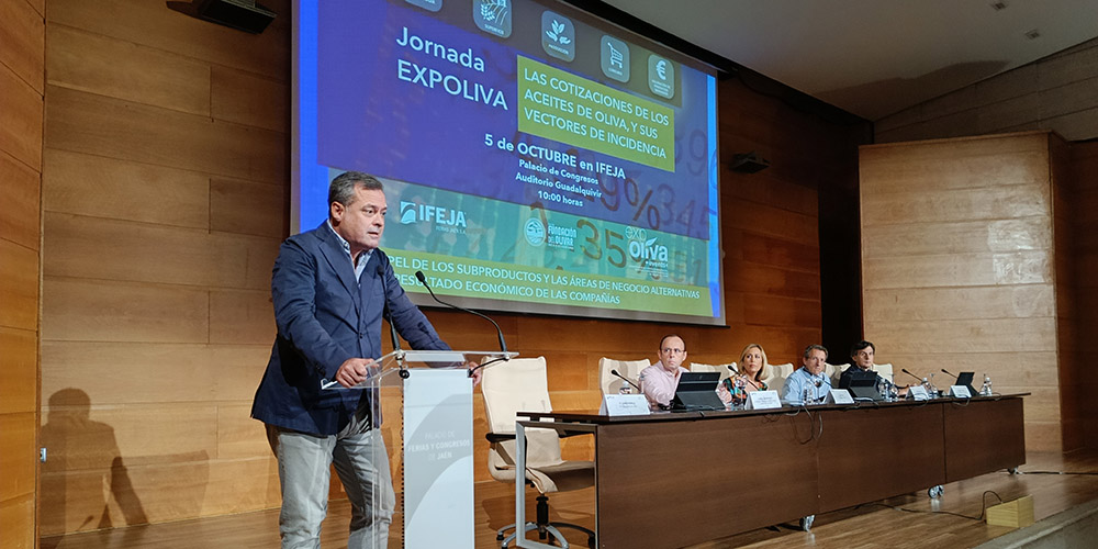 Más de 200 profesionales han participado en IFEJA en una jornada de Expoliva dónde se han analizado los principales vectores que influyen en el precio de los aceites de oliva