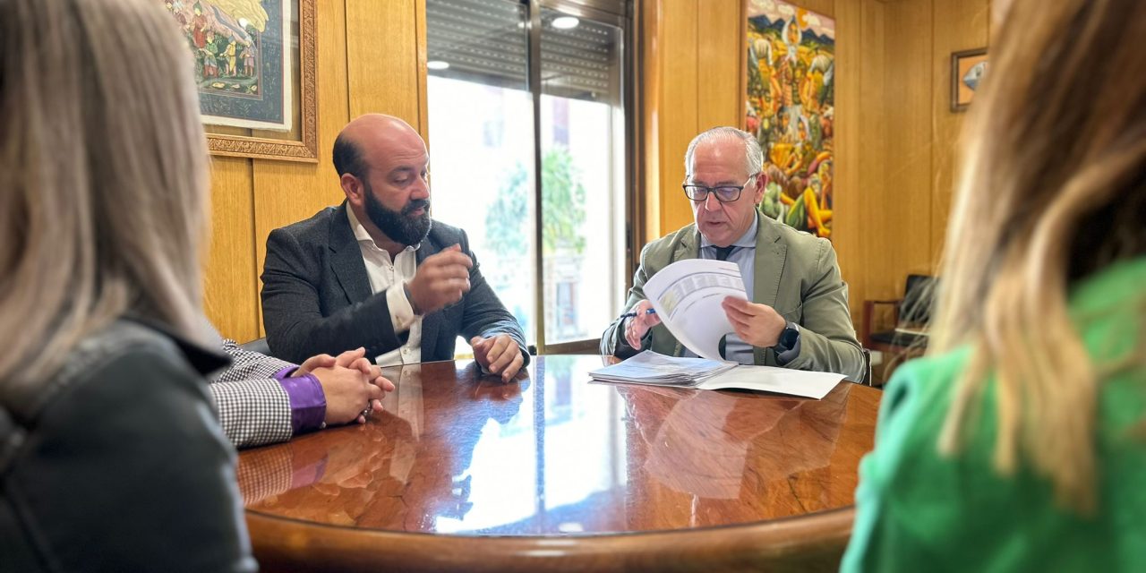 Jesús Estrella resalta el municipalismo en la apuesta de la Junta por el entorno rural de Jaén