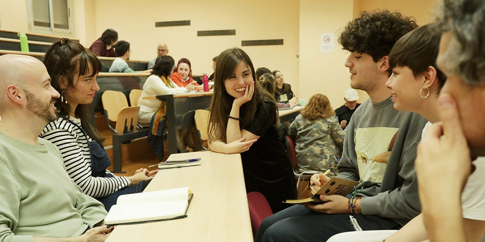 La UJA organiza el taller de escritura poética ‘Palabras encantadas y mundos desencantados’ como antesala al Día Mundial de la Poesía