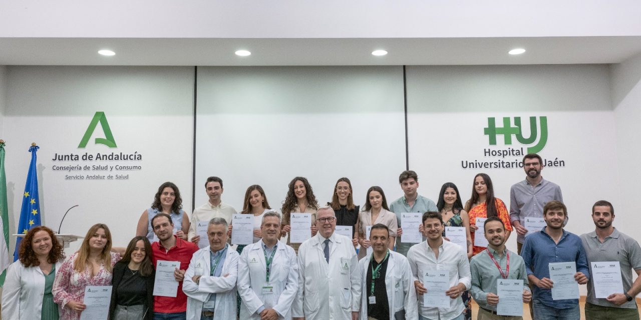 Los 19 residentes formados en el Hospital Universitario de Jaén finalizan su aprendizaje