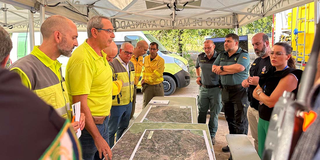 Hasta 190 viviendas han sido desalojas en el incendio de Andújar