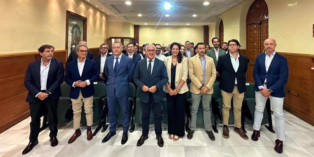 La Junta impulsa los 5 centros comerciales abiertos de la provincia de Jaén con una campaña para dar a conocer y aplaudir su labor
